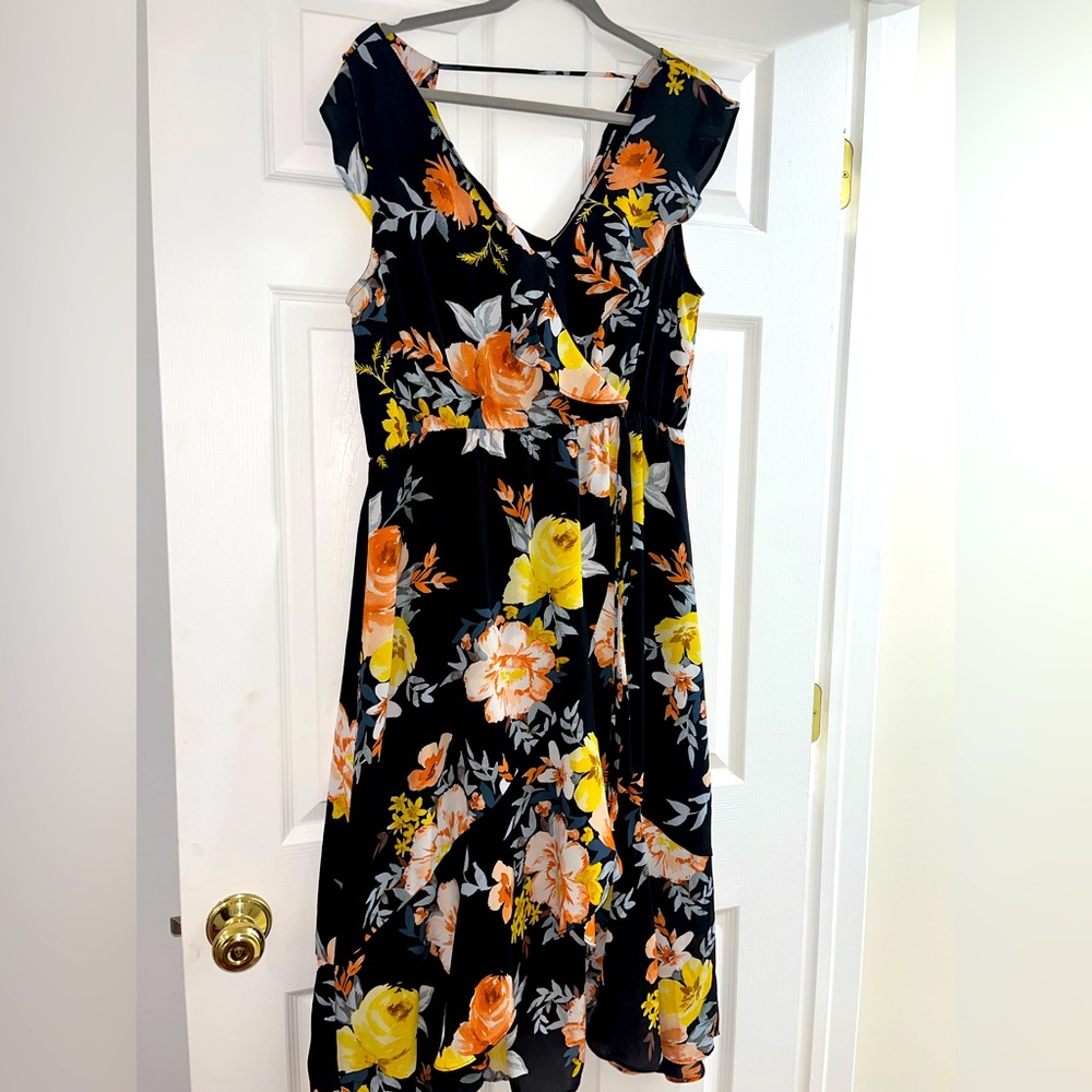 Socialite Black Floral Dress